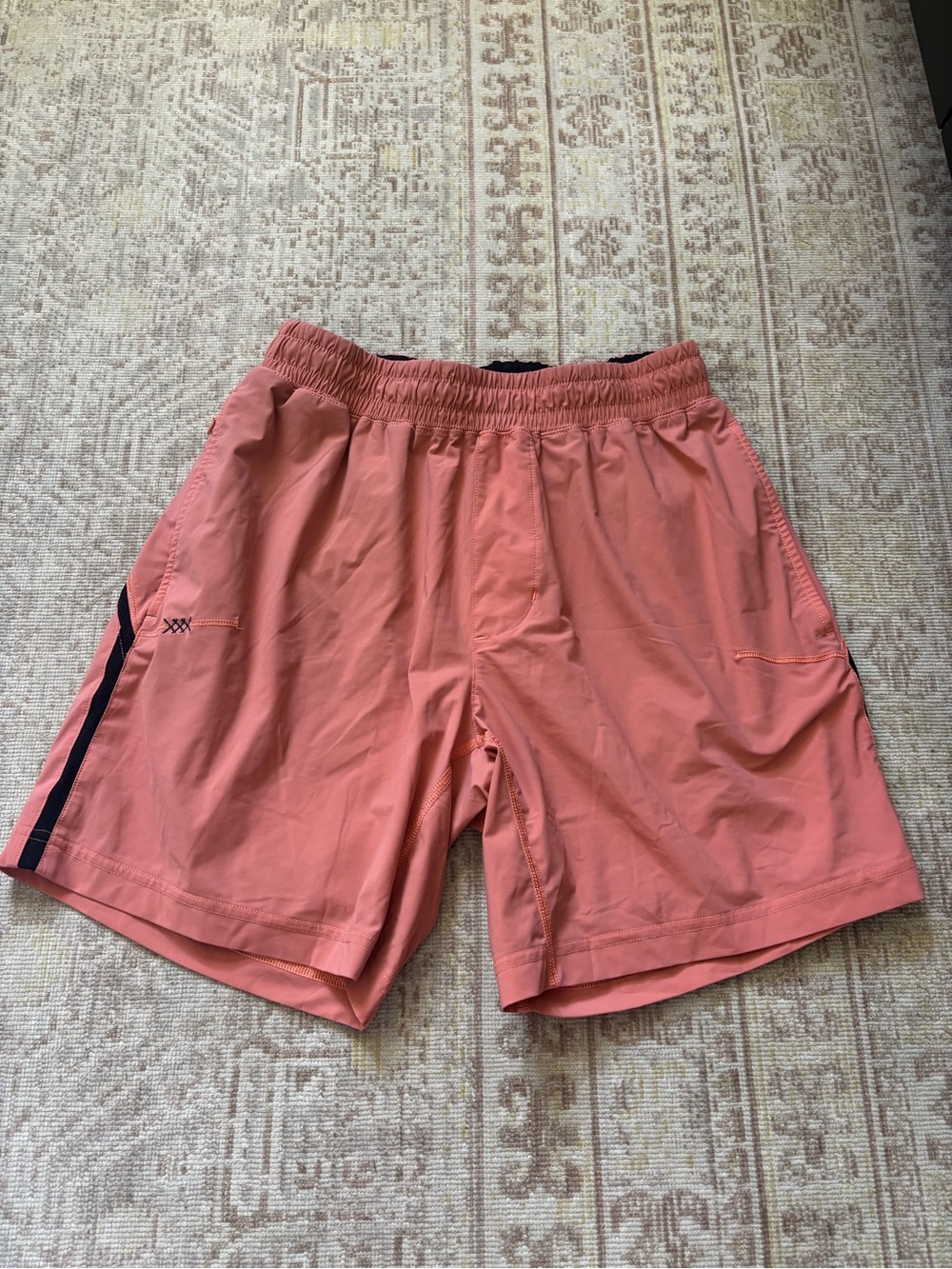 RHÔNE men’s athletic shorts size medium